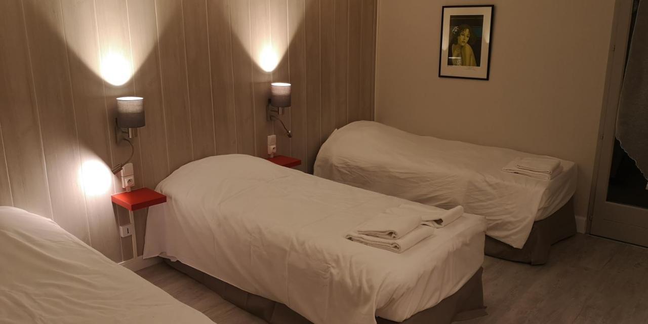 Hotel Du Cheval Blanc Cerizay Номер фото